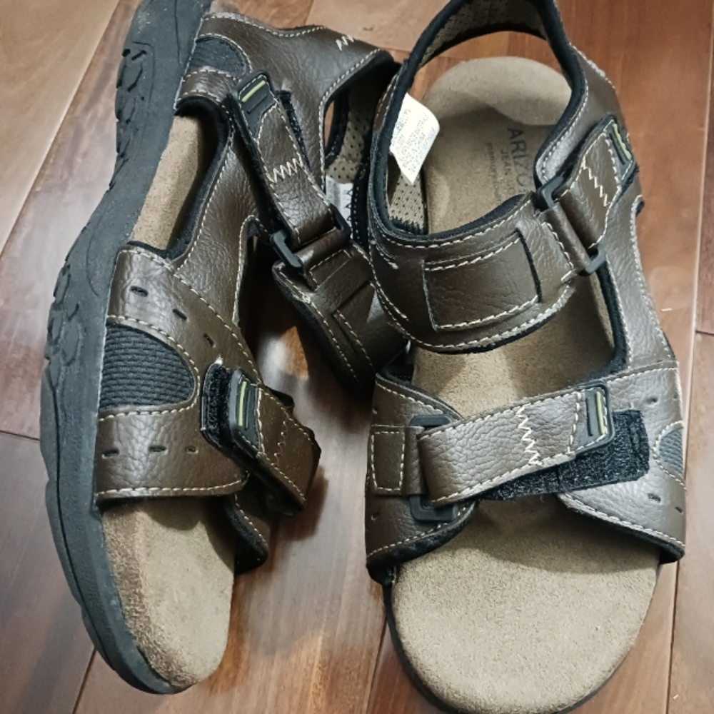 Boys Sandals Arizona Jeans Co. Size 4